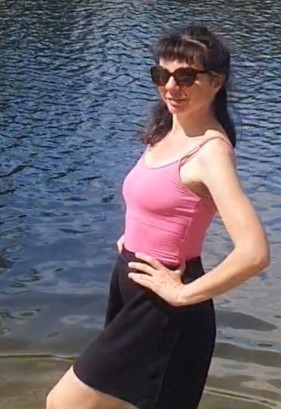 Yulia • 42 • Україна