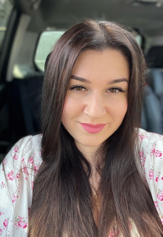 Inna • 41 • Russia