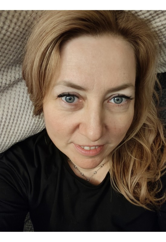 Nata • 48 • Russia