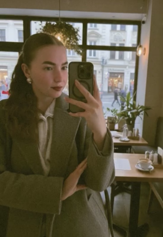 Adele • 26 • Russie