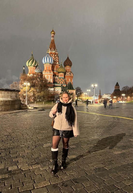 Nika • 24 • Russia