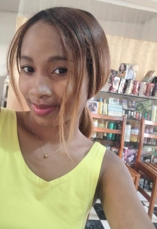 Sandrine  • 22 • Madagascar