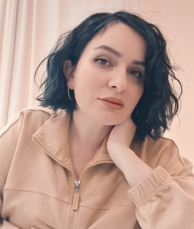 Leila, 36