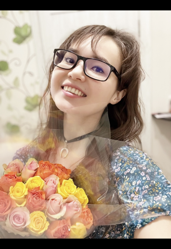 Anna • 34 • Russia