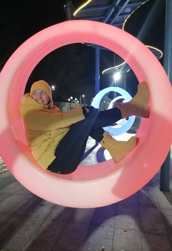 Olga • 46 • Russie