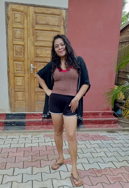 Natacha • 34 • Madagascar