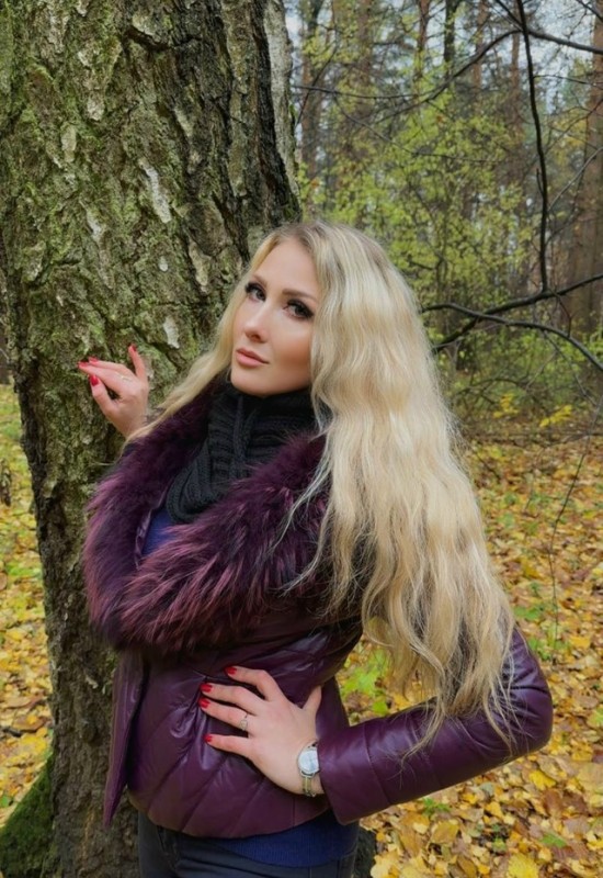 Svetlana • 49 • Russie