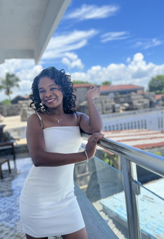 Olivia • 39 • Madagascar