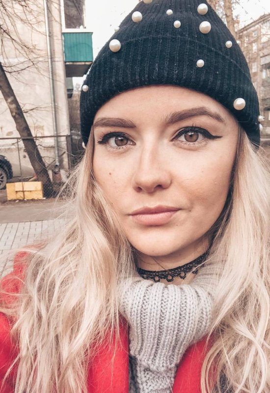 Alla • 35 • Ukraine 🇺🇦