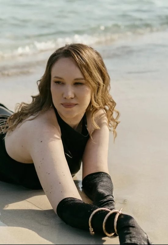 Svetlana • 35 • Italie