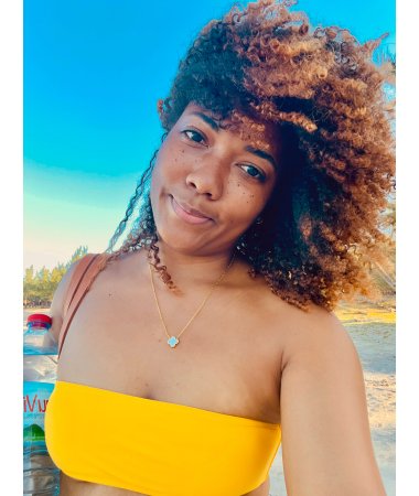 Aureliane, 28