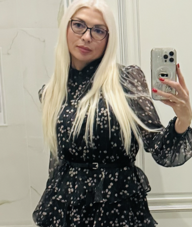 Luiza, 50