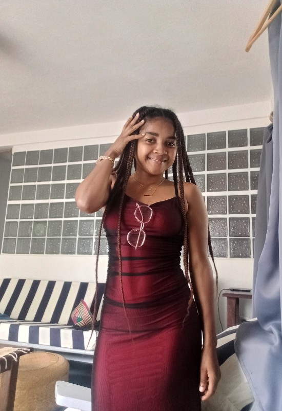 Melanie • 22 • Madagascar