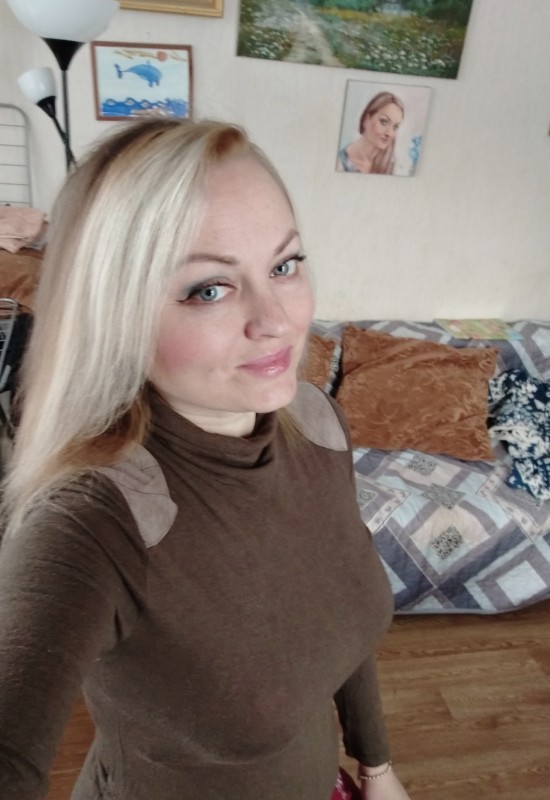 Aleksandra • 45 • Russia