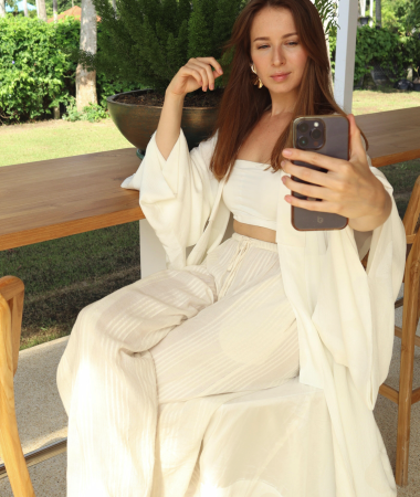 Anna, 36
