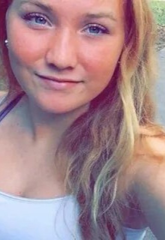 Yulia • 25 • Україна