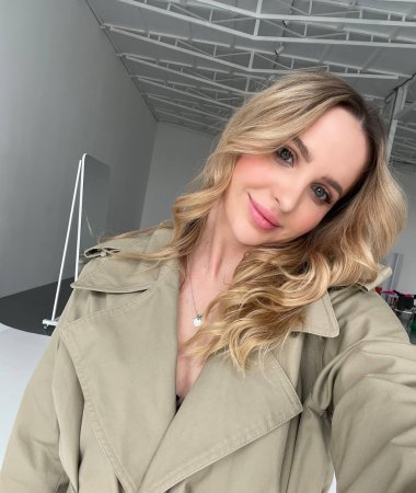Dariya , 30