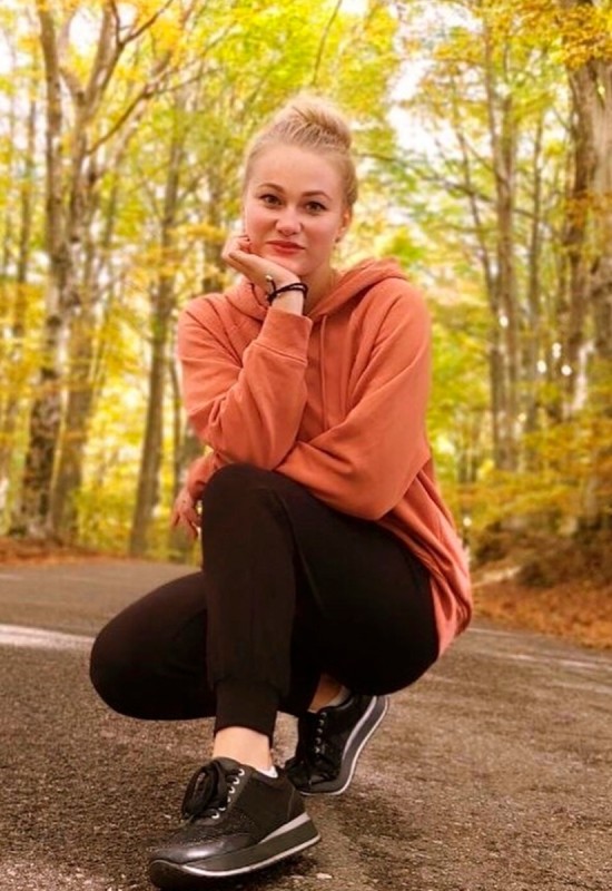 Victoria • 31 • Україна