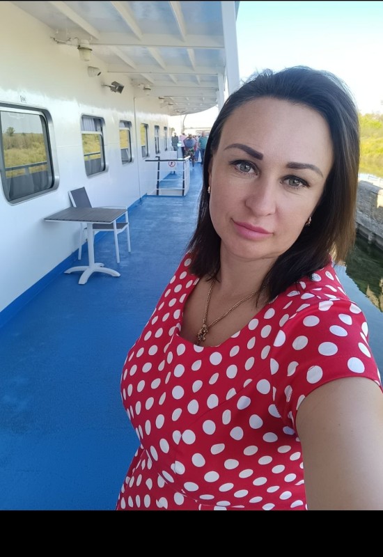 Daria • 44 • Росія