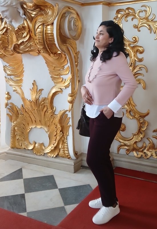 Iza • 50 • Russia