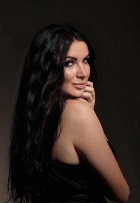 Natalia • 48 • Ukraine