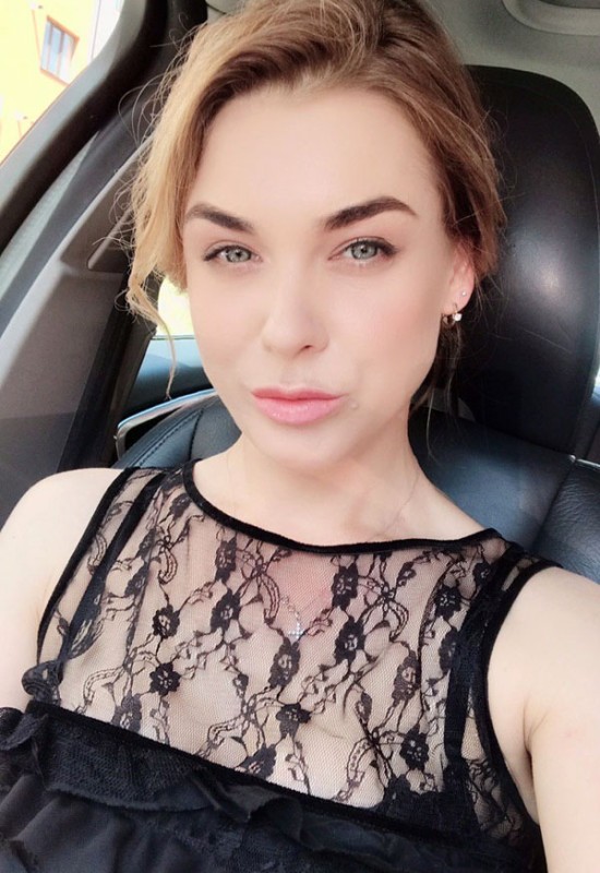 Marina • 43 • Ukraine