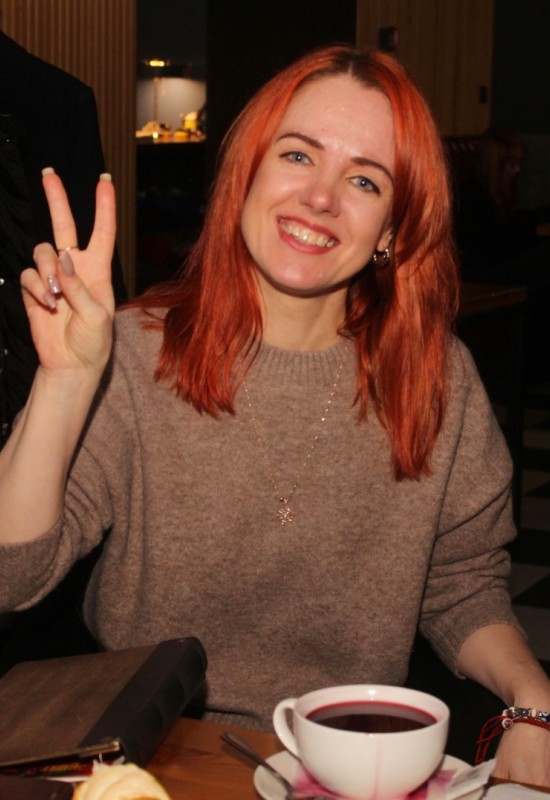 Elen • 47 • Russia