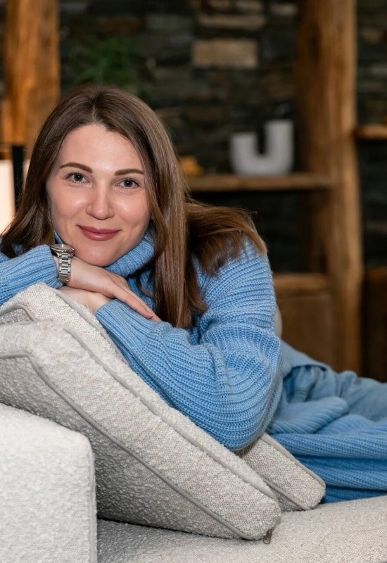 Tania • 36 • Ukraine