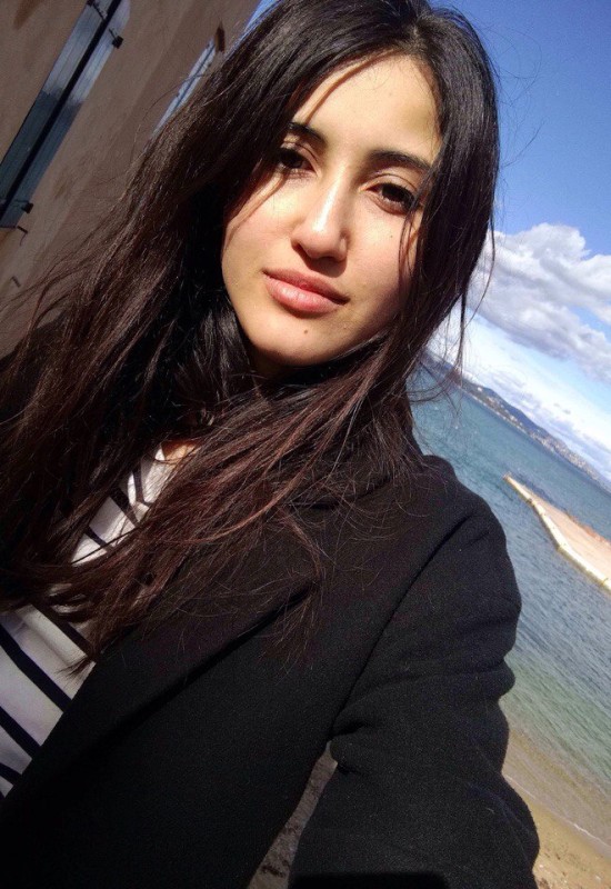 Anneta • 38 • Франція