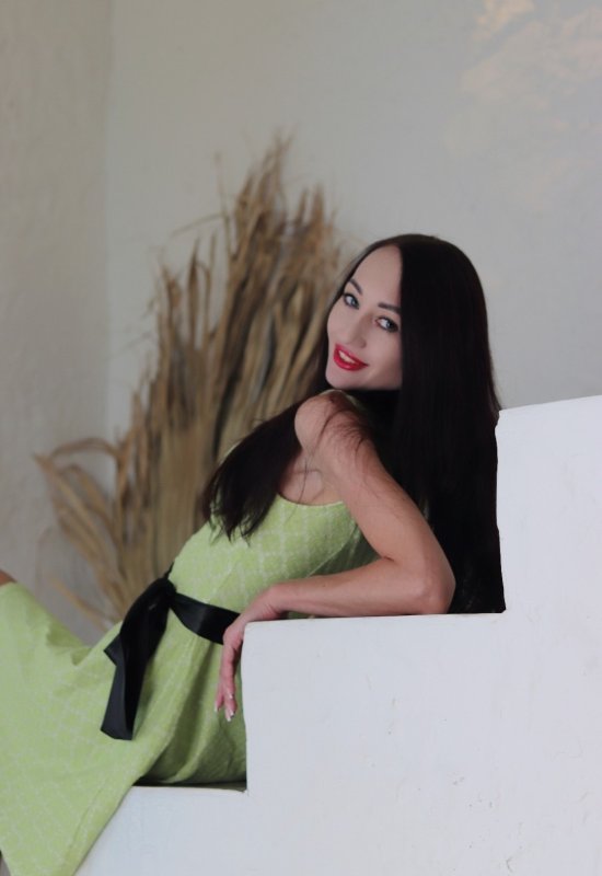 Olya • 39 • Russie