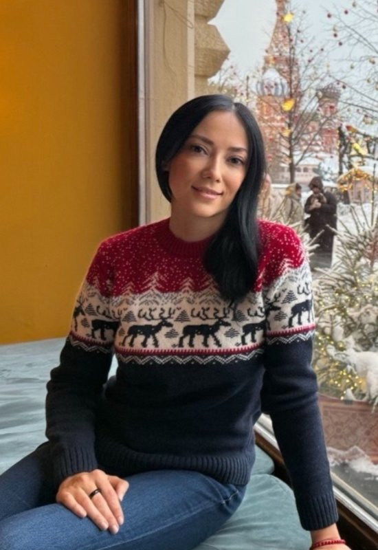 Elya • 44 • Russia