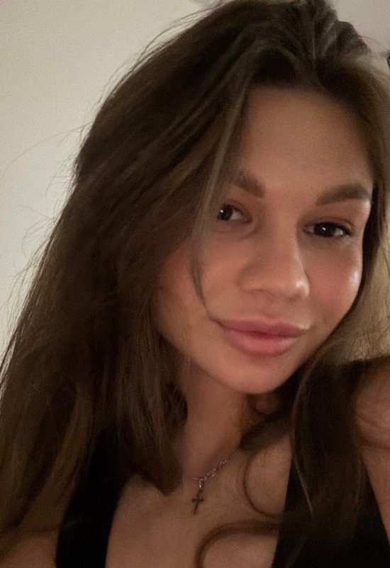 Sofia • 28 • Russie