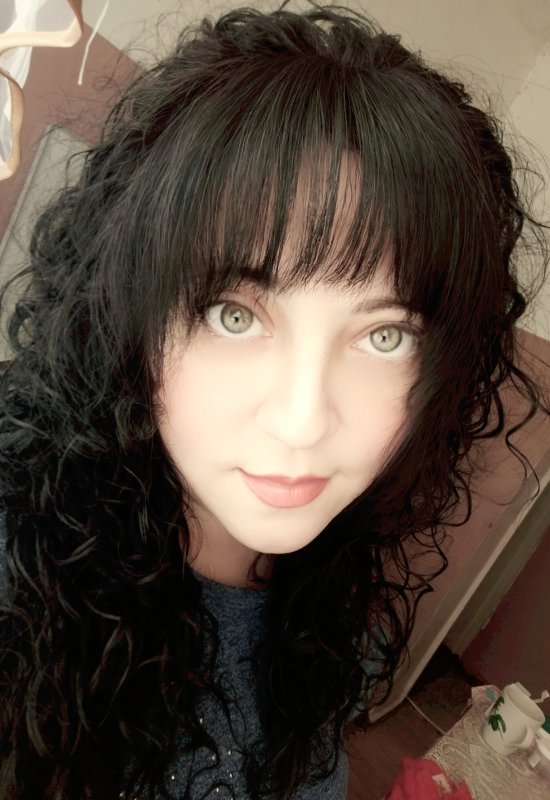 Elena • 41 • Russia
