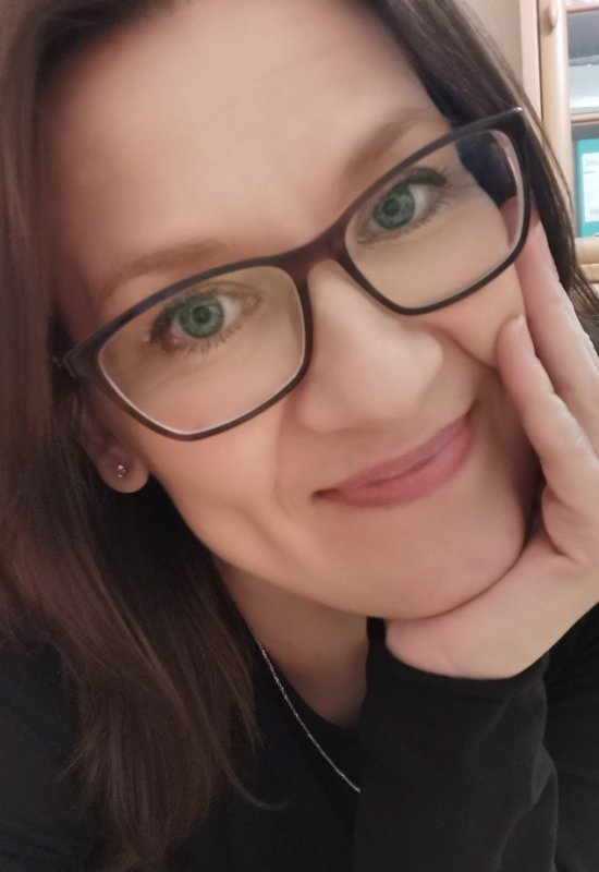 Nadia • 46 • Belarus