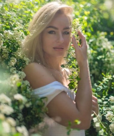 Oleksandra, 40