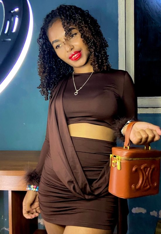 Sylvana • 24 • Madagascar