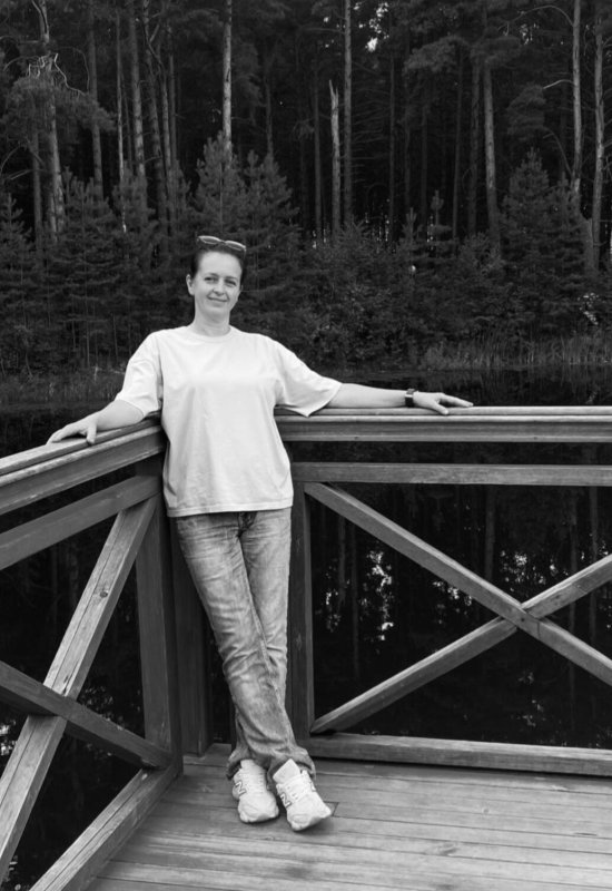 Oksana • 52 • Russia
