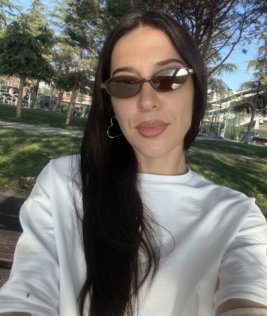 Maria, 36