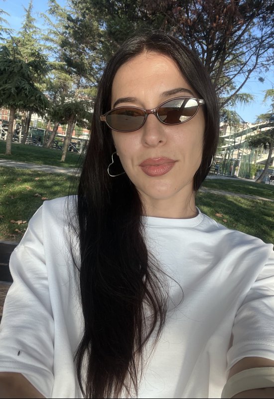 Maria • 36 • Russie