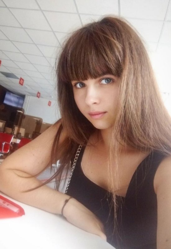 Ekaterina • 30 • Russie