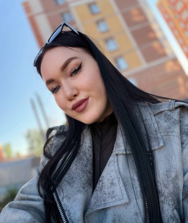 Anastasia, 27