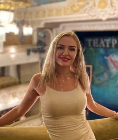 Anastasia, 39