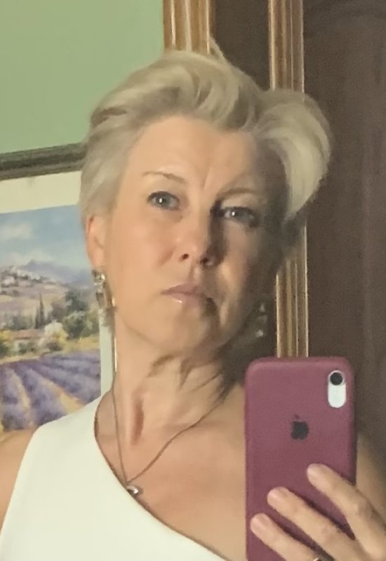 Svetlana • 53 • France