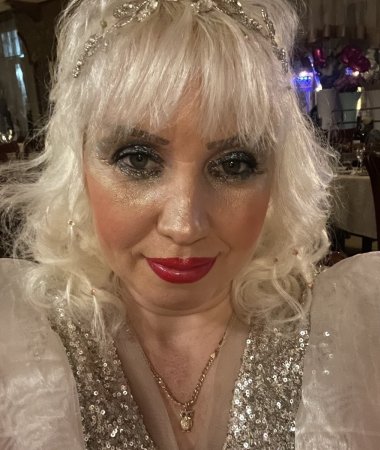 Olga, 45