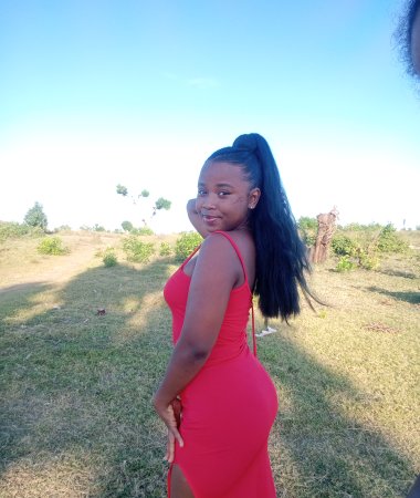 Maeva, 20