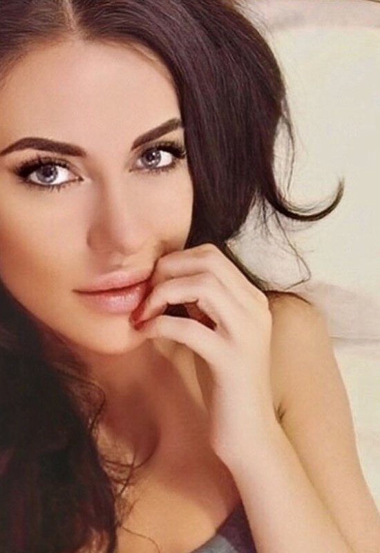 Zhanna • 46 • Russie