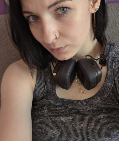 Tasy, 21