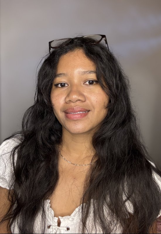 Cathia • 26 • Madagascar