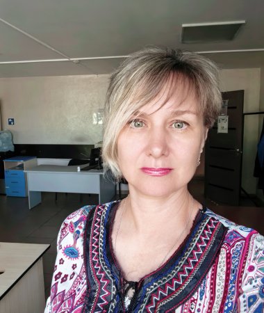 Irina, 48