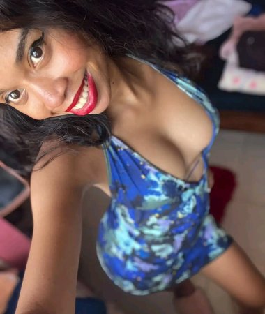 Clarita , 24